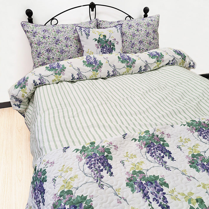 【LAURA　ASHLEY】ウィステリア　キルトマルチカバー　L　240cm X 190cm（メーカー希望小売価格￥43,120税込）
