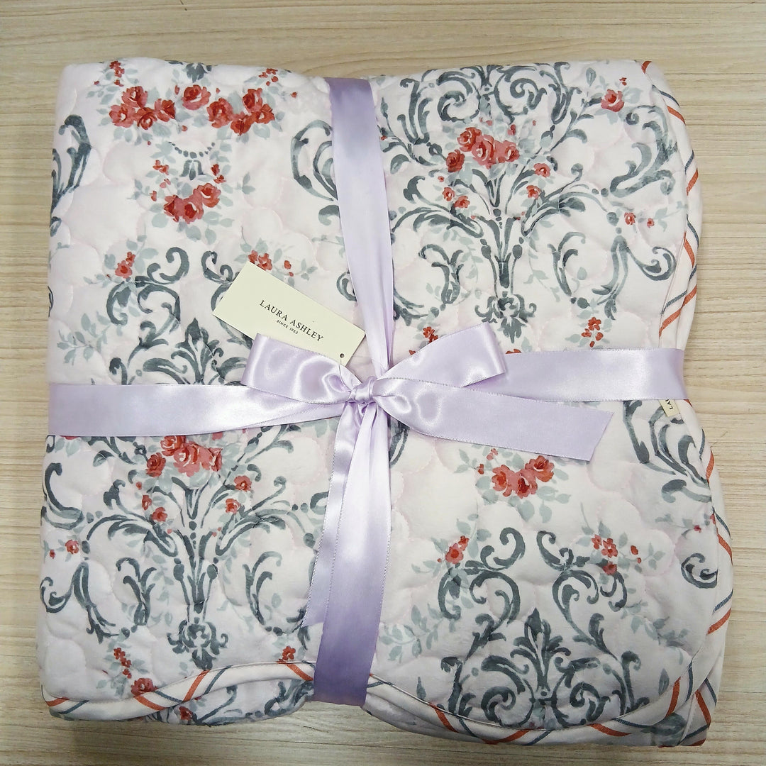 【LAURA ASHLEY】チスウィック　キルトマルチカバー　L　240cm X 190cm（メーカー希望小売価格￥41,800税込）