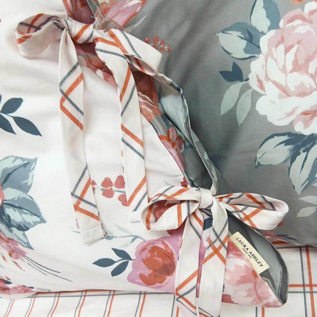 【LAURA ASHLEY】チスウィック　ピローケース　50cm X 70cm（メーカー希望小売価格￥7,260税込）