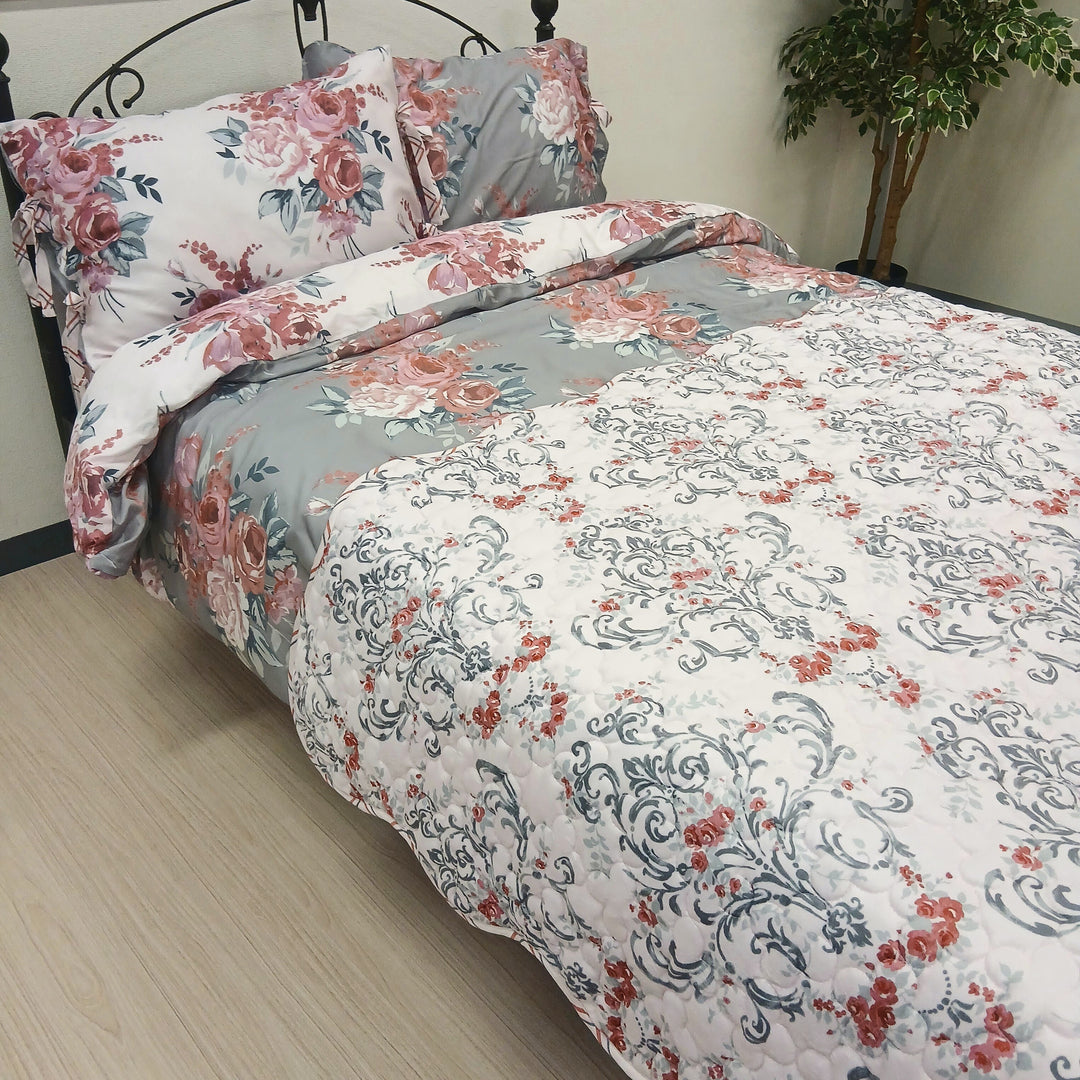 【LAURA ASHLEY】チスウィック　キルトマルチカバー　M　190cm X 190cm（メーカー希望小売価格￥34,870税込）