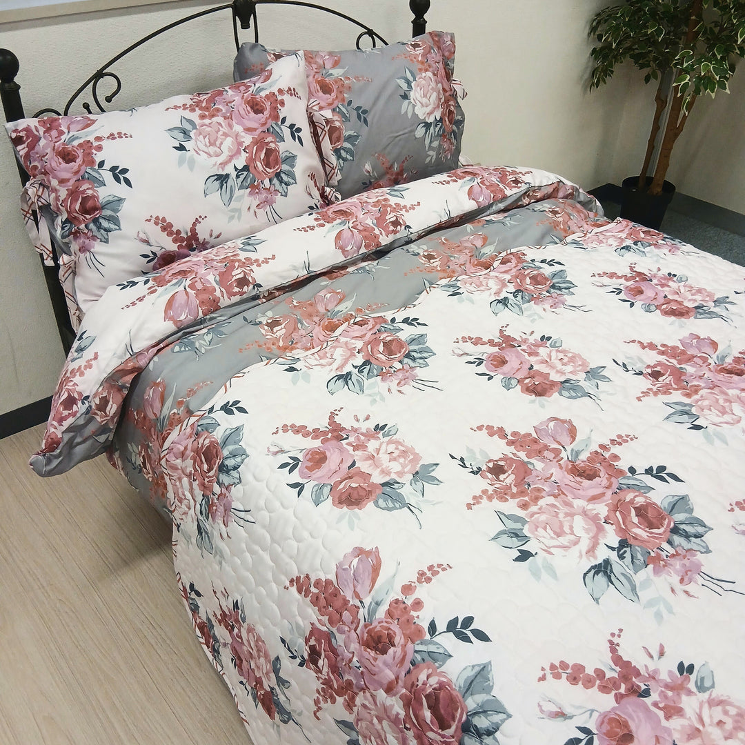 【LAURA ASHLEY】チスウィック　キルトマルチカバー　S　130cm X 190cm（メーカー希望小売価格￥25,080税込）