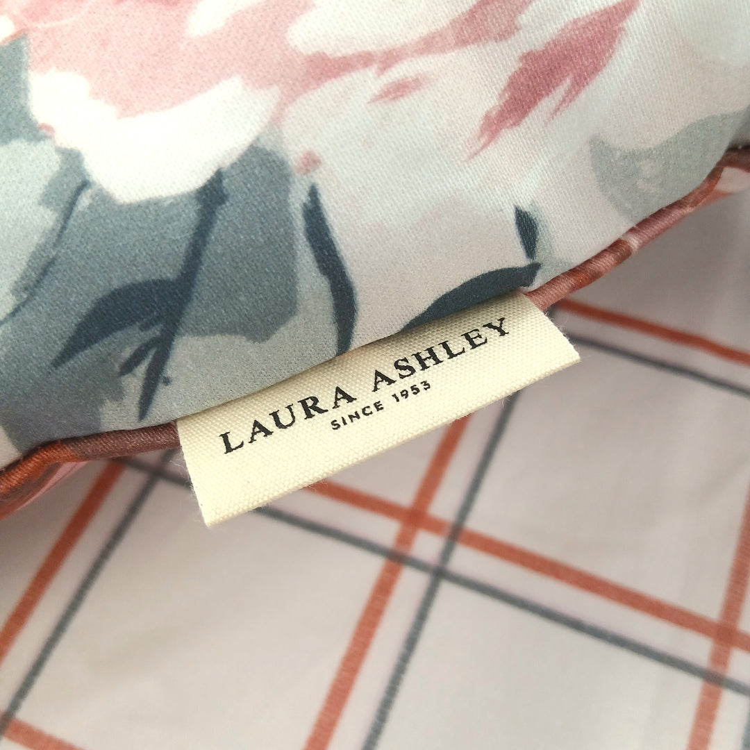 【LAURA ASHLEY】チスウィック　掛け布団カバー　ダブル　190cm X 210cm（メーカー希望小売価格￥31,680税込）