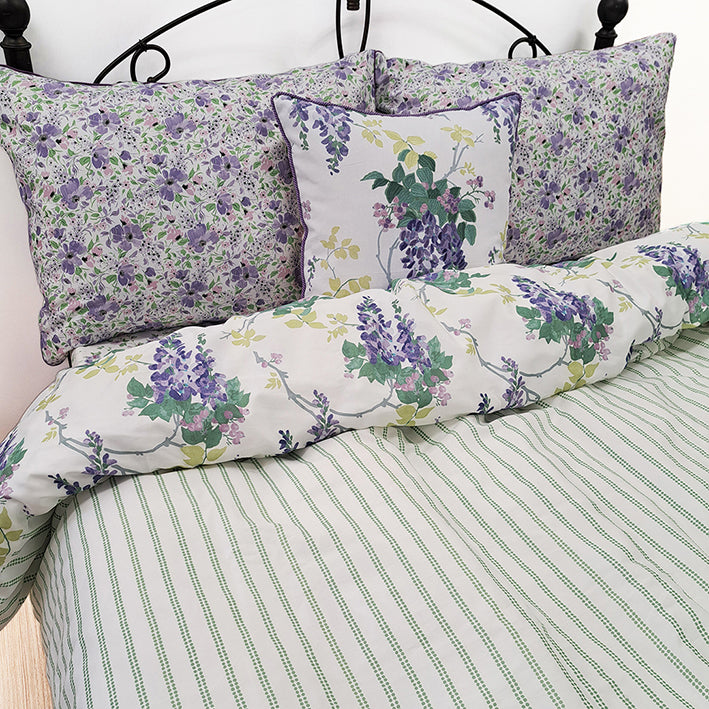【LAURA　ASHLEY】ウィステリア　掛け布団カバー　ダブル　190cm X 210cm（メーカー希望小売価格￥29,480税込）